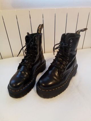 Botas Dr Martens Talla 37 Negras