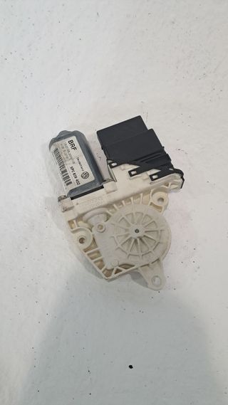 MOTOR ELEVALUNAS TRASERO DERECHO SEAT ALTEA (5P1) 1.9 TDI