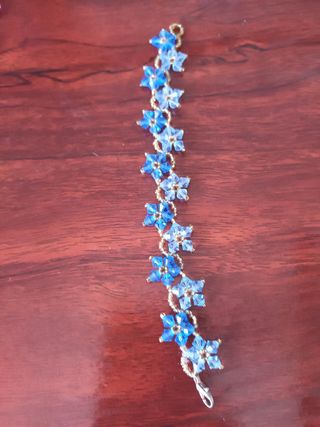 Pulsera de cristal azul y dorada