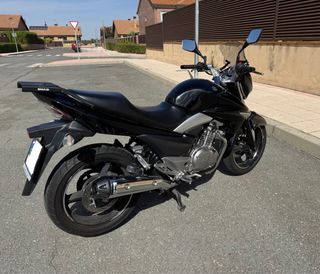 Suzuki Inazuma GW250