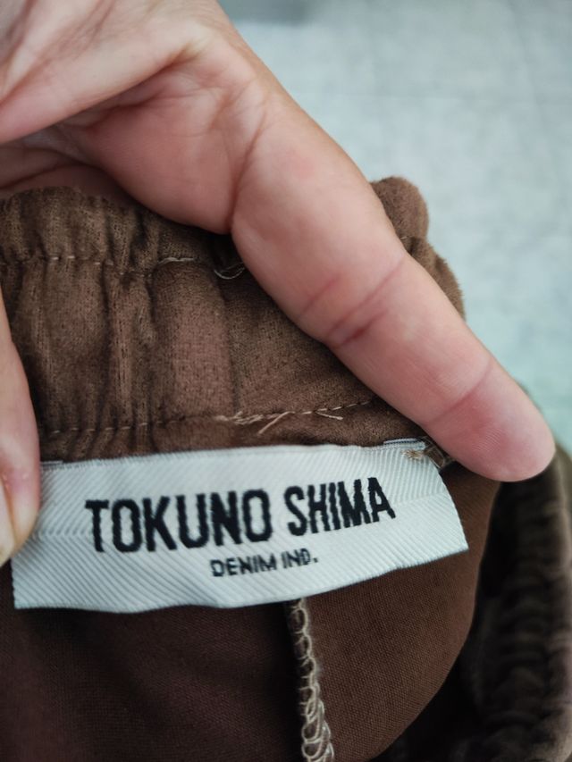 Tuta sportiva marrone