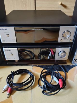 Dos altavoces Sony, regalo equipo de música Phili