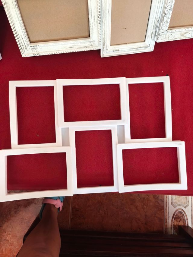 Conjunto de molduras fotográficas sem vidro ou plástico