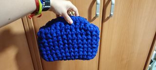 Bolso trapillo azul hecho a mano