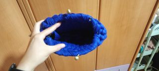 Bolso trapillo azul hecho a mano
