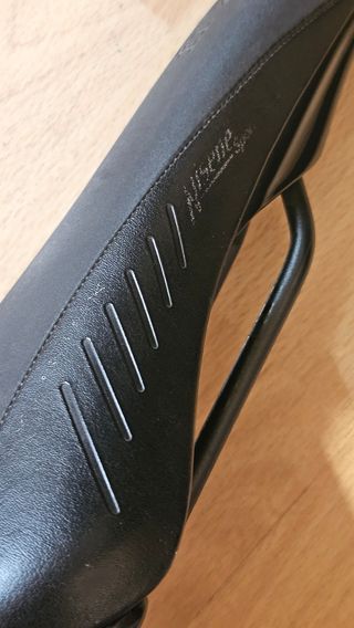 Sillín Fi'zi:k Nisene Sport