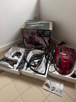 Limpiador a vapor con plancha