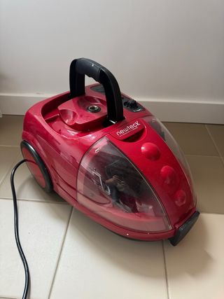 Limpiador a vapor con plancha