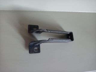 Soporte parachoques trasero Suzuki Samurai.