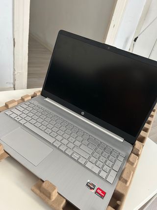 Ordenador Portátil HP 15s-eq2146ns 15.6 Full HD Pl
