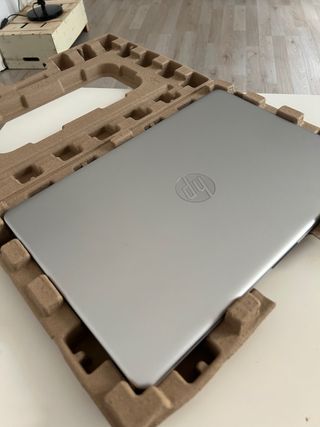 Ordenador Portátil HP 15s-eq2146ns 15.6 Full HD Pl