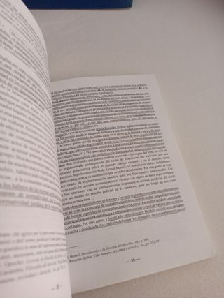 Lote 4 libros de Derecho