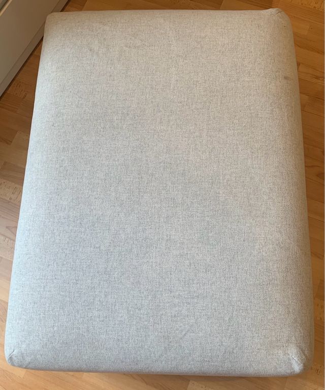 Reposapiés VILME Ikea con almacenaje