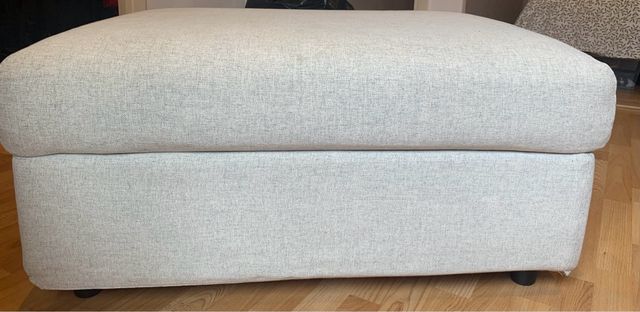 Reposapiés VILME Ikea con almacenaje