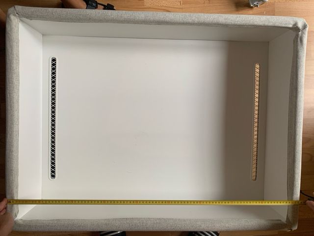 Reposapiés VILME Ikea con almacenaje