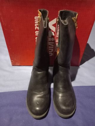 Botas niña XTI altas cremallera talla 33