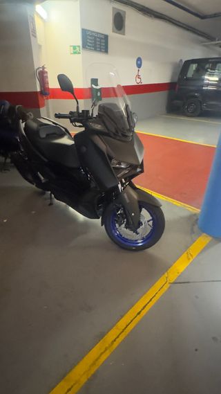 Yamaha XMAX 125 Scooter