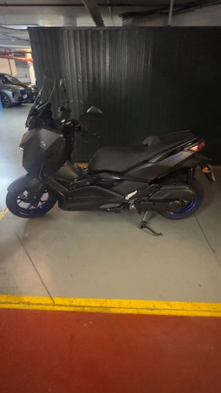Yamaha XMAX 125 Scooter