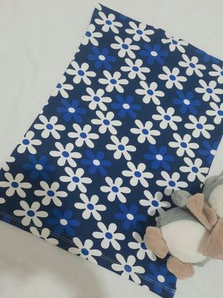 Top donna fantasia fiori blu