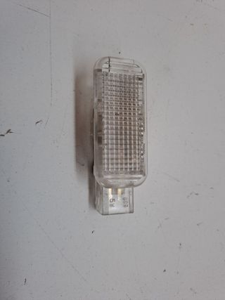 LUZ INTERIOR AUDI A4 AVANT (8E) (8)