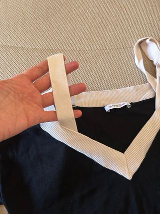 Maglia Motivi nera con fiocchi taglia M