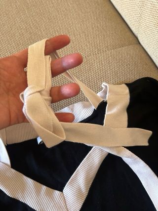 Maglia Motivi nera con fiocchi taglia M