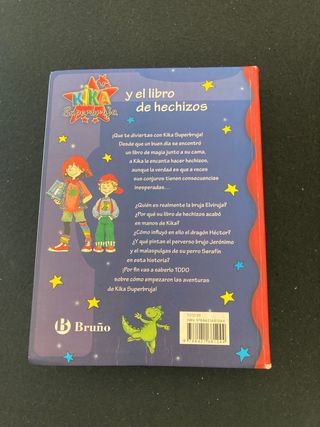 Kika Superbruja y el libro de hechizos (Kika Su...