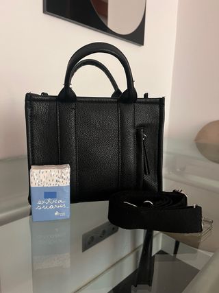 Bolso de mano negro