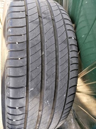 Llantas Volvo XC40 con Neumáticos Michelin