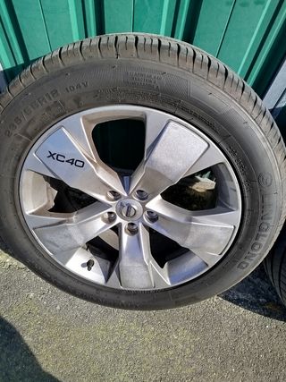 Llantas Volvo XC40 con Neumáticos Michelin