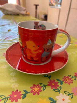 Set tazza e piattino rosso 