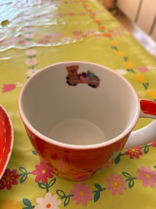 Set tazza e piattino rosso 