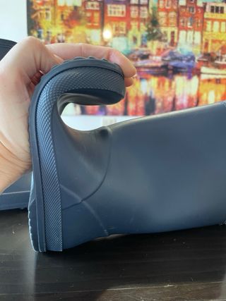 Botas de agua azul marino muy flexibles