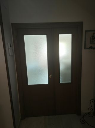 Puertas de madera y marcos