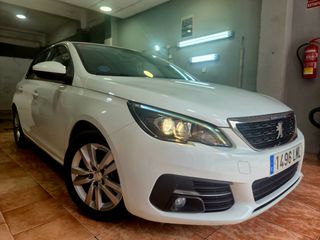 Peugeot 308 2021