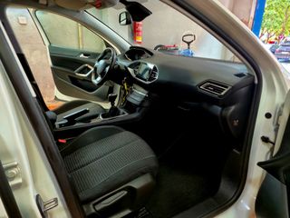 Peugeot 308 2021