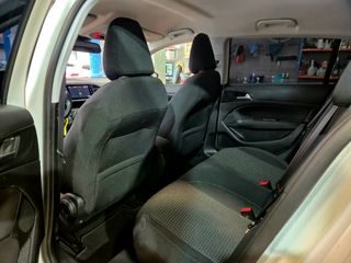 Peugeot 308 2021