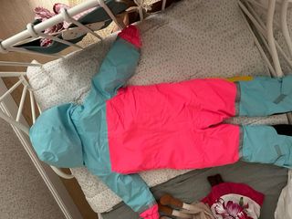 Mono de esquí para niña