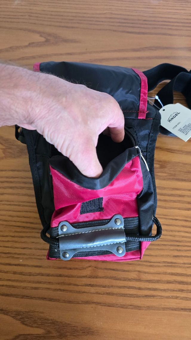 Riñonera Deportiva Negra y Rosa