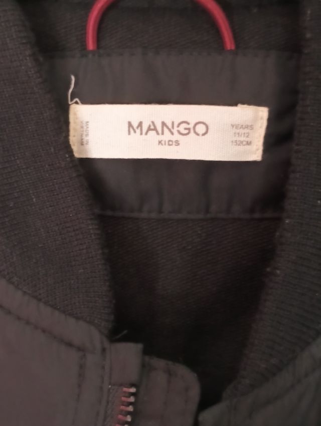 Bomber Mango niño
 T.11/12. 152 cm