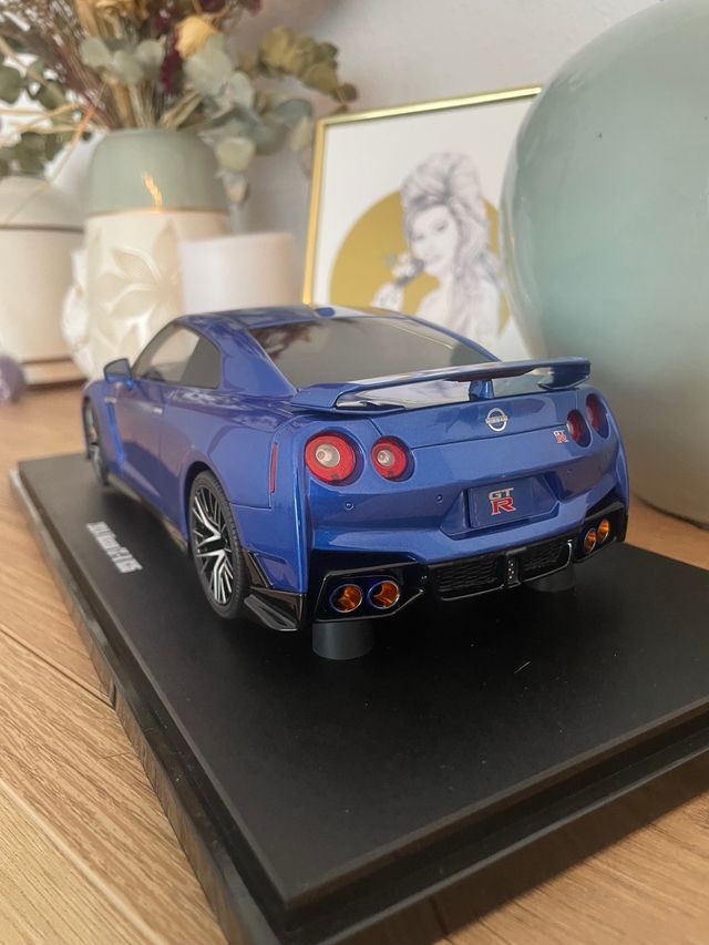 Nissan Skyline R35 GTR 1:18