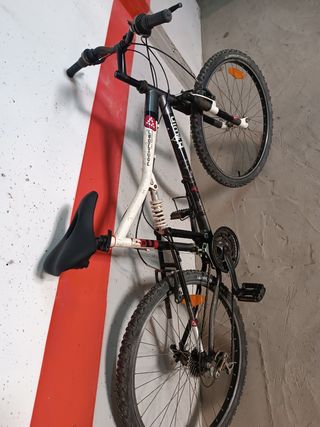 Bicicleta Rockrider 6.0