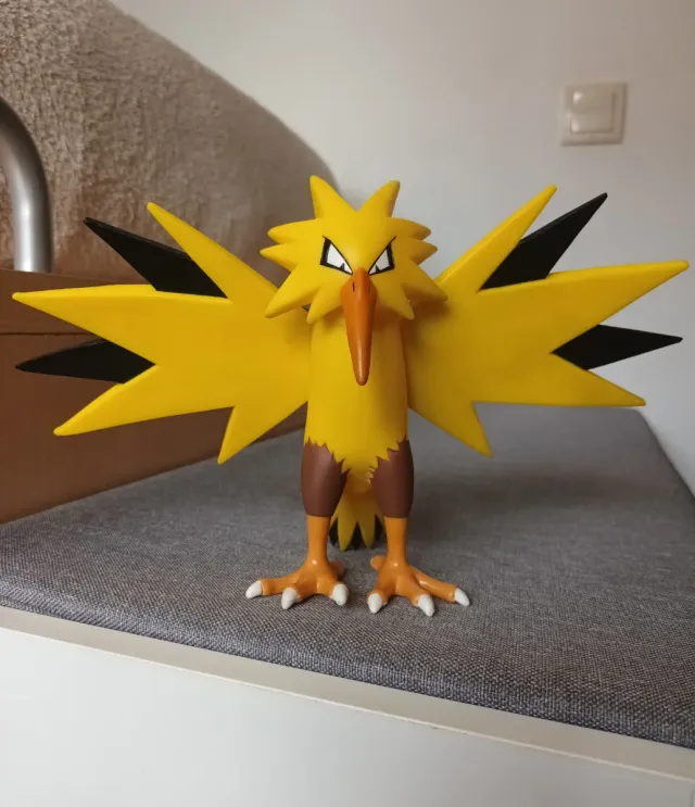 Zapdos Tomy Deluxe