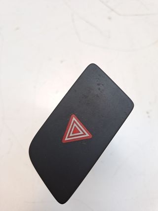 WARNING AUDI Q3 (8U)