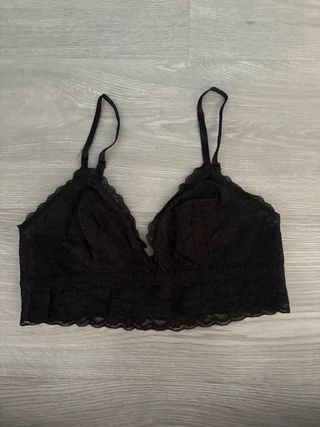Top lencero encaje negro