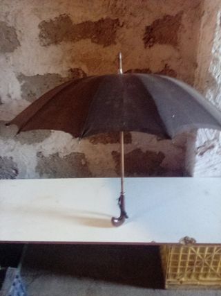 Paraguas Antiguo Marrón y Negro