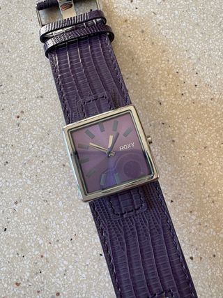Reloj Roxy Morado