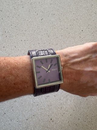 Reloj Roxy Morado