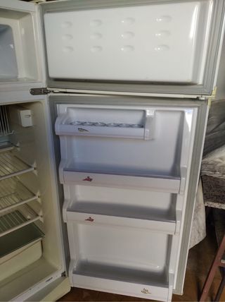 Nevera de gas Butsir