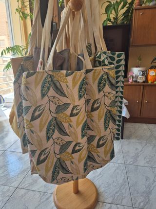 Bolsa de tela floral beige multicolor